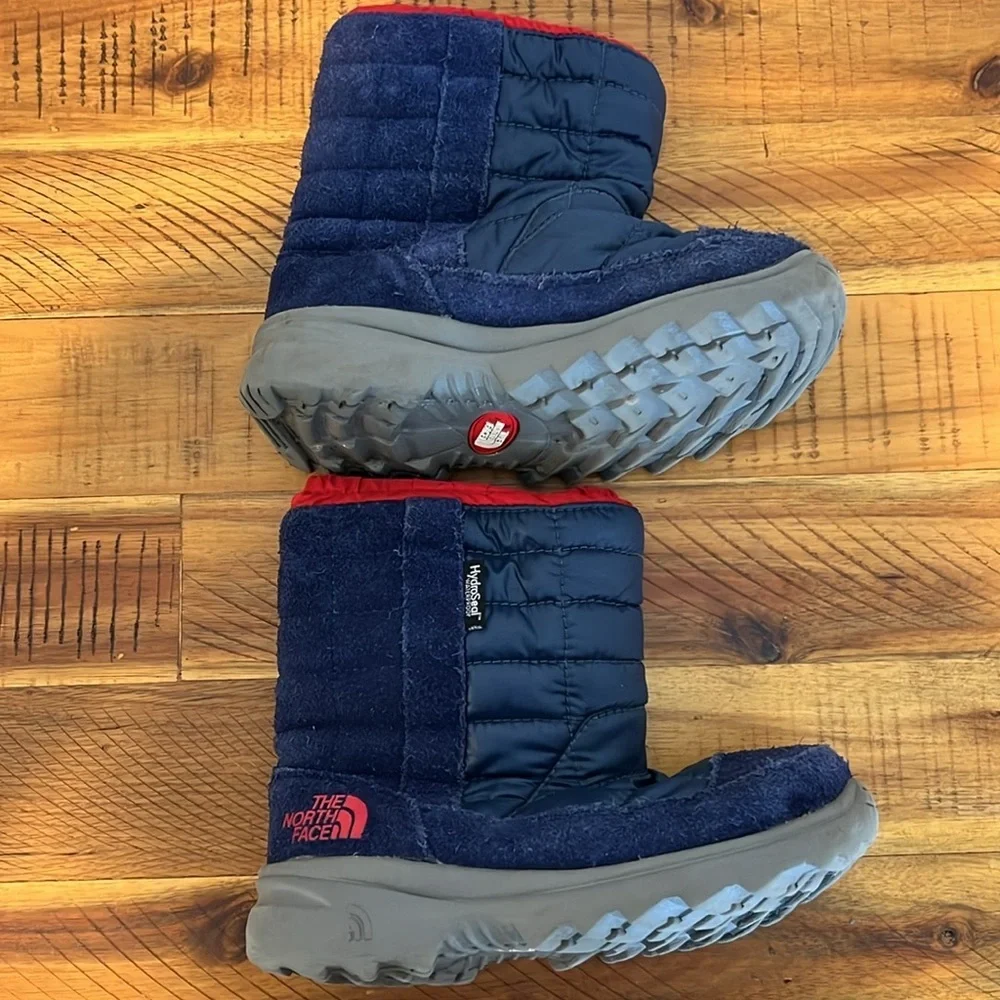 The North Face Boys Winter Camp Blue Boots Waterproof